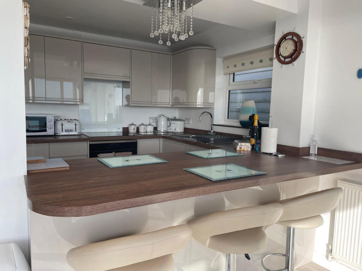 Coastview Bungalow 佩文西 外观 照片