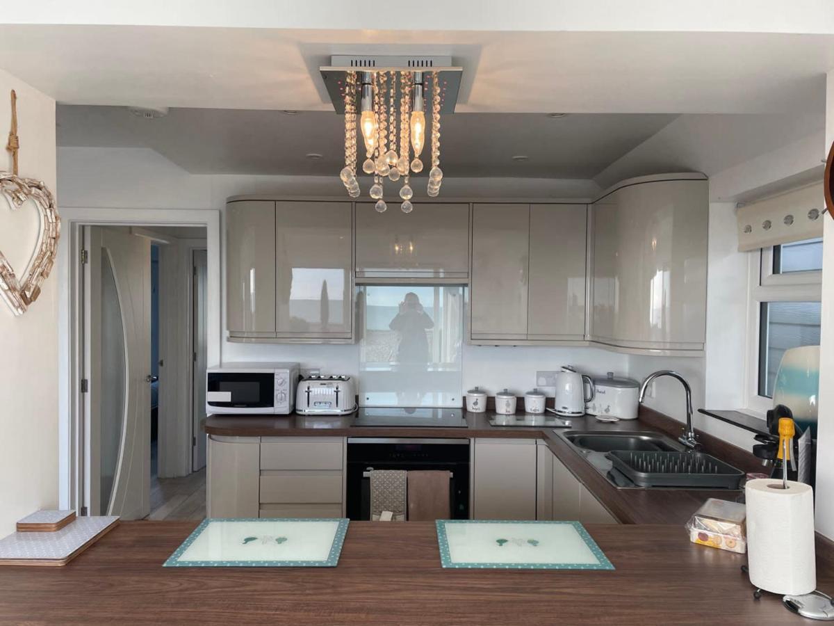 Coastview Bungalow 佩文西 外观 照片